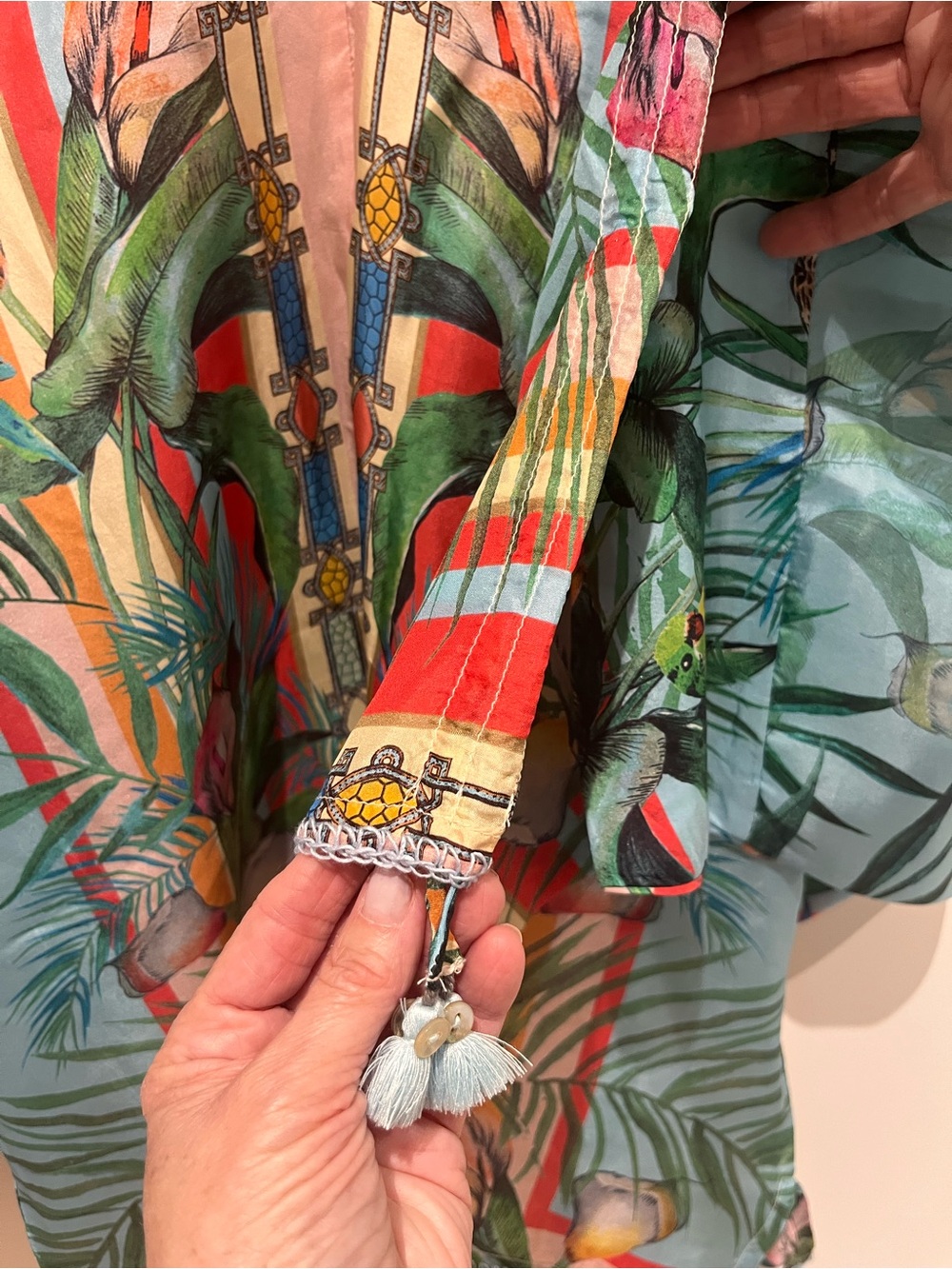 Johnny Was Capri Botanical Parrot Print V-Neck Tunic 100% Silk Medium - Picture 7 of 15